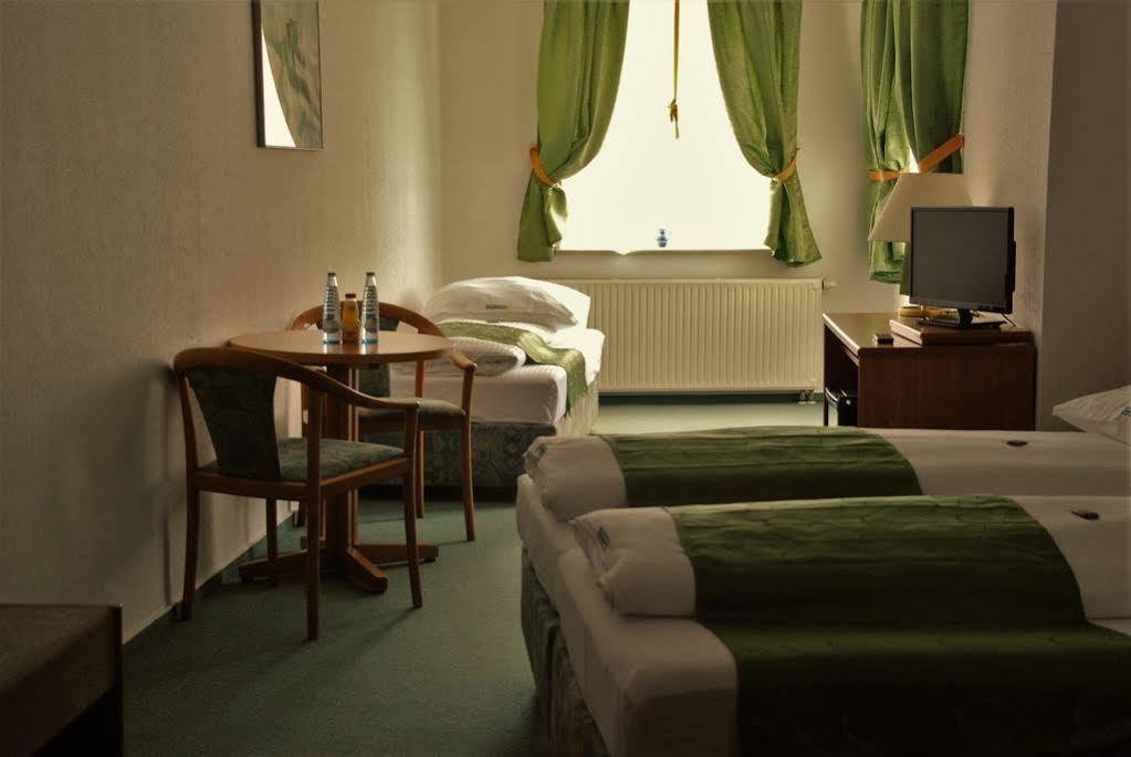 Hotel Abtshof Χάλμπερσταντ Εξωτερικό φωτογραφία